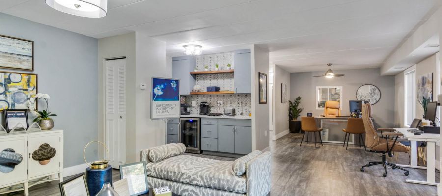 Community lounge at Parkside Apartments